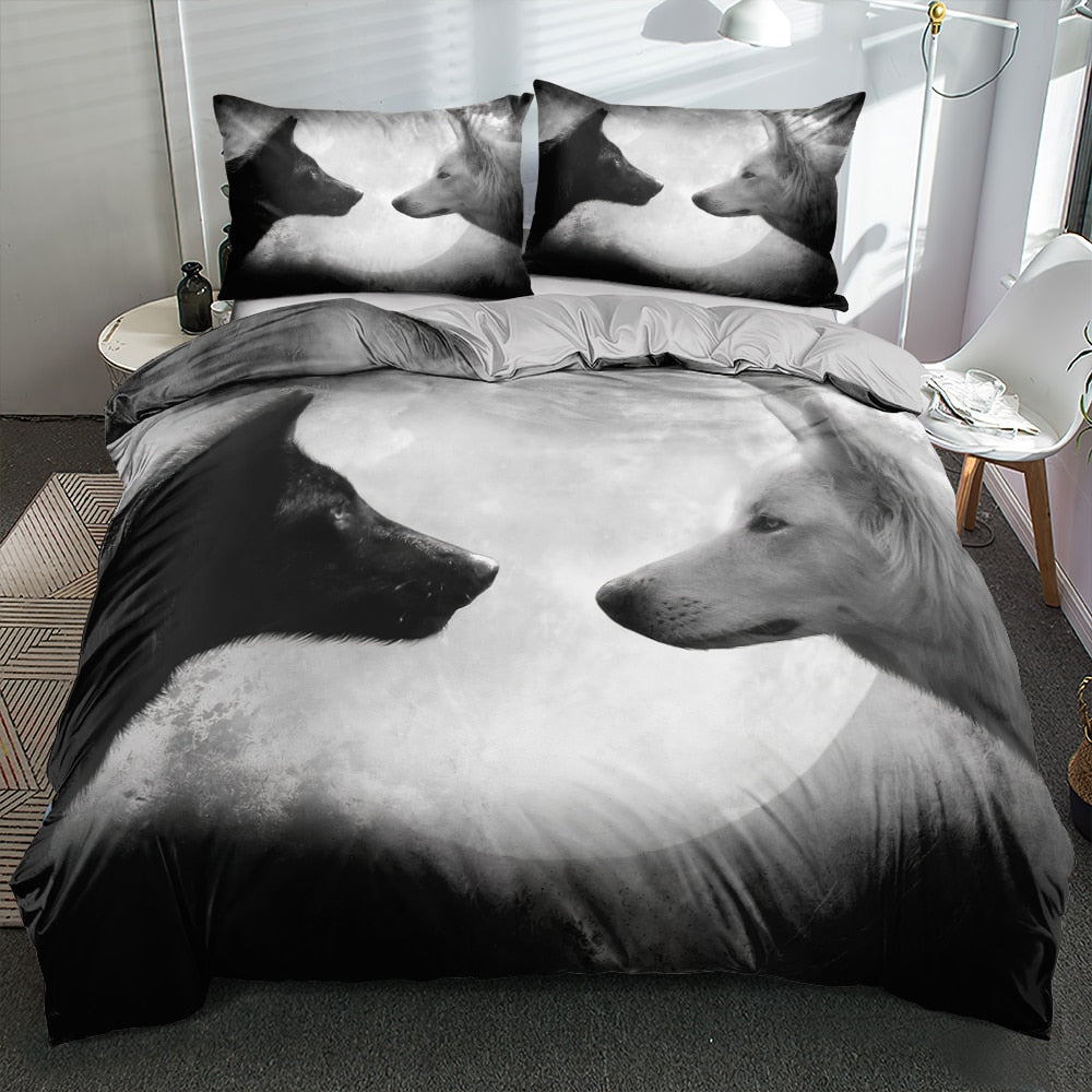 Duvet Cover Wolves In Front Of The Moon