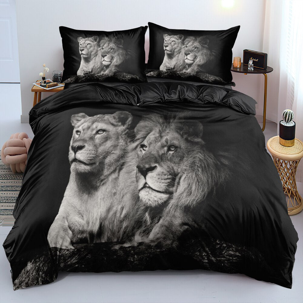 Black And White Lion And Lioness Duvet Cover