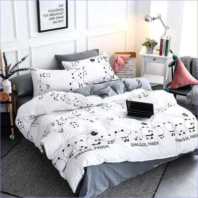 Panda Sur le Fil White Duvet Cover