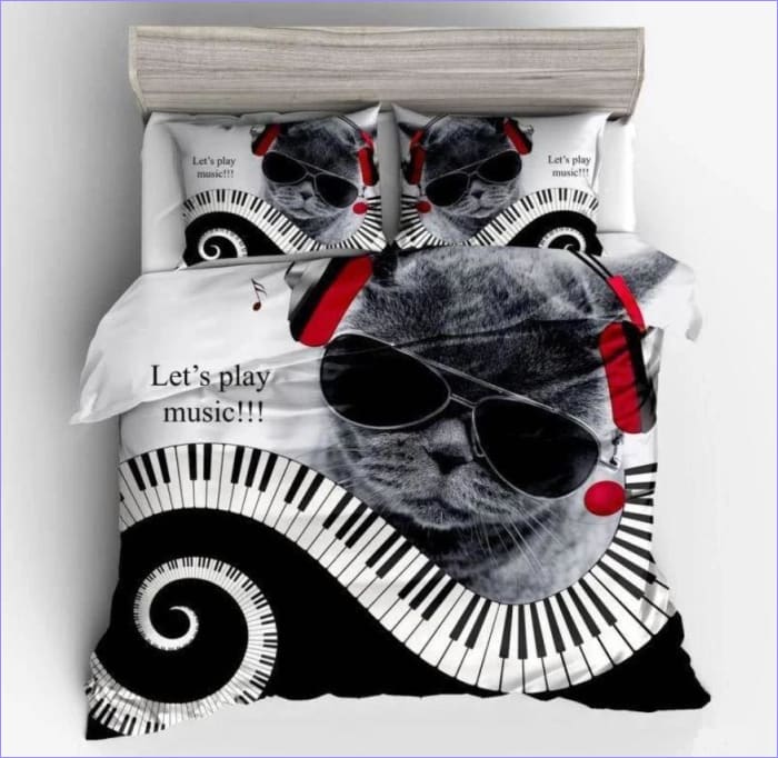 Pianist Cat Duvet Cover