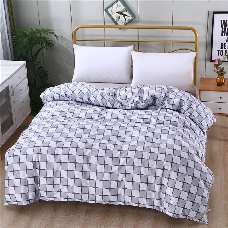 Gray and White Graphic Pattern Duvet Cover