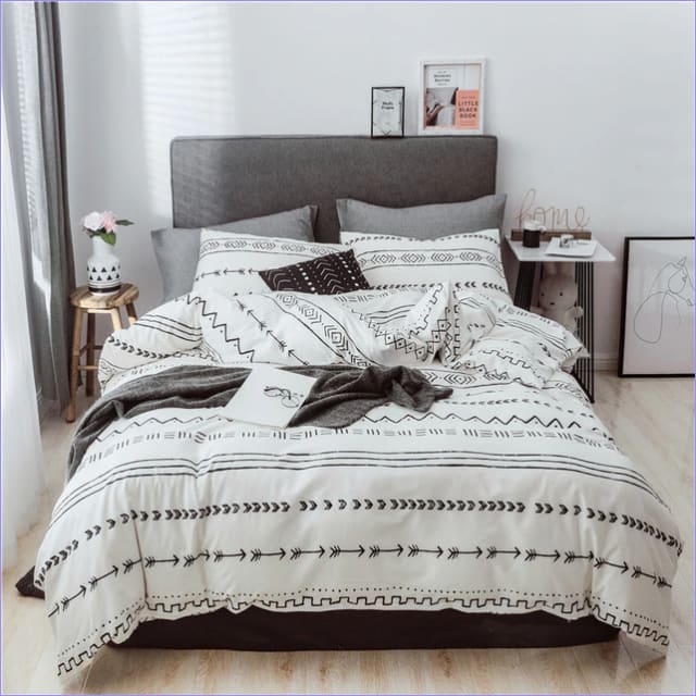 Scandinavian Arrow Duvet Cover