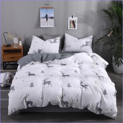 Reins Scandinavian Duvet Cover