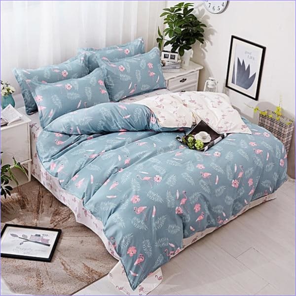 Blue and Pink Feathers Duvet Cover